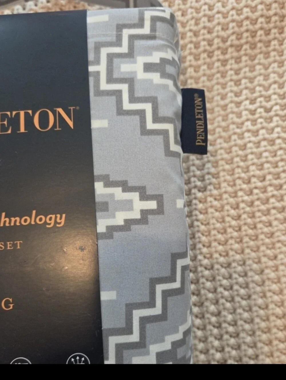 Pendleton Cooling Technology King Sheet Set In Grey Aztec Print